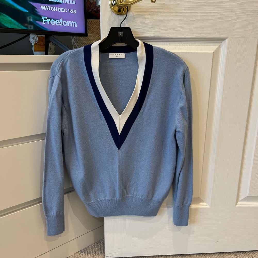 Sandro Cashmere V Neck sweater